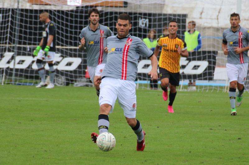 Reggina, contattato un mediano d'esperienza