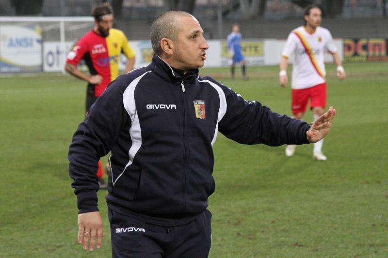 Catanzaro,  ultima spiaggia per mister D'Urso