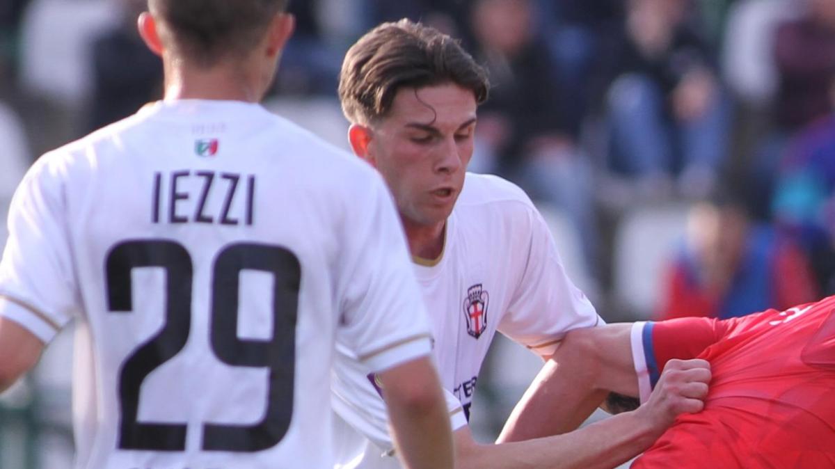 Pro Vercelli, risolto il contratto del difensore classe 2003 Andrei Anton