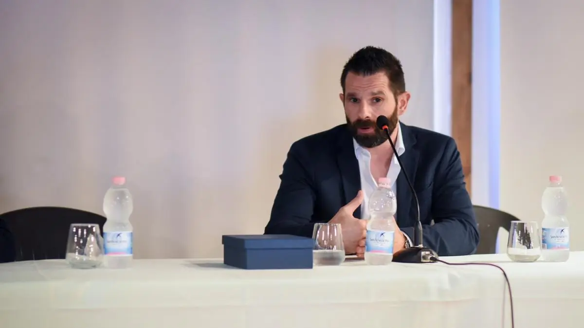 Pellissier: "Il Chievo deve puntare alla vetta in Serie D, sul futuro..."