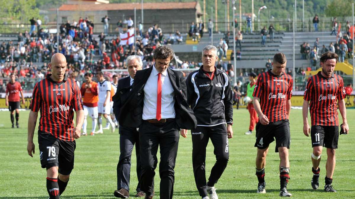1^ Divisione, la Nocerina inizia in salita