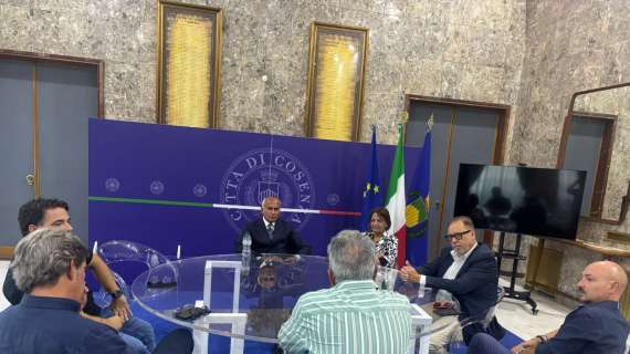 Cosenza, i cronisti incontrano il sindaco Caruso