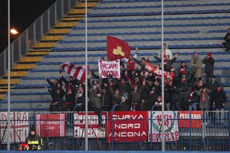 Ancona, si tenta un giovane colpo dalla A