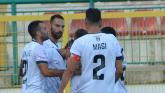 Pro Vercelli, i gol di Vergara e Renault abbattono il Chieri