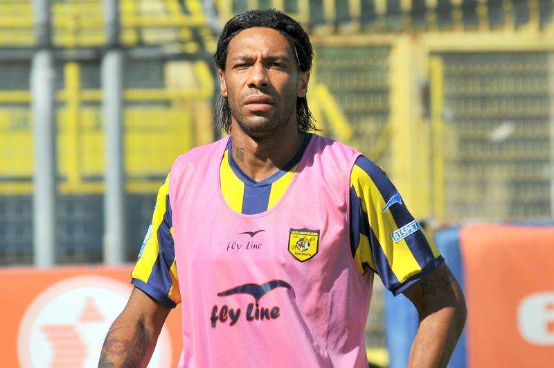 Catania, piace un centrocampista ex Juve Stabia