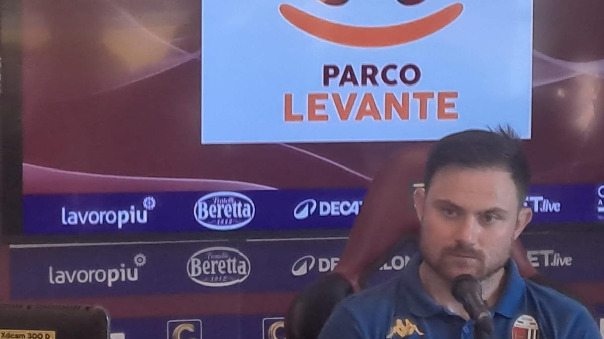 Ascoli, Agostinone: "Nel finale pensavamo fosse rigore, non così per l'arbitro"