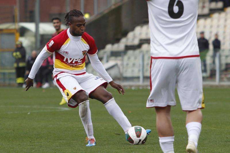 Casertana, arriva Som