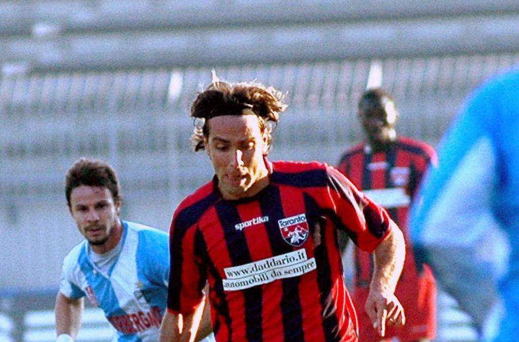 Livorno e Pro Vercelli, caccia a Di Deo