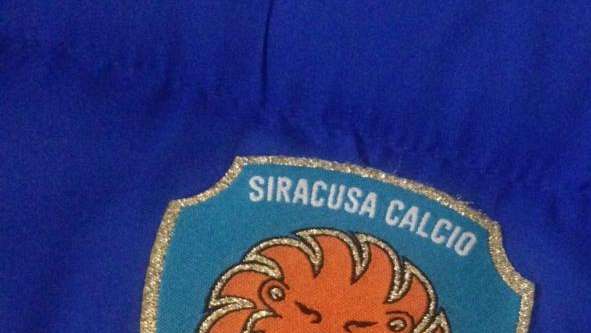 Siracusa, in prova il centrocampista ex Ternana Capitani