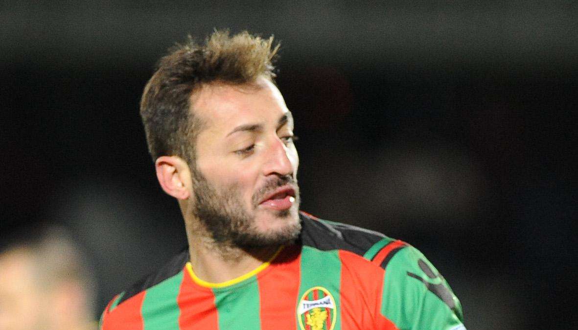 ESCLUSIVA TLP - Catanzaro, nel mirino un difensore di B