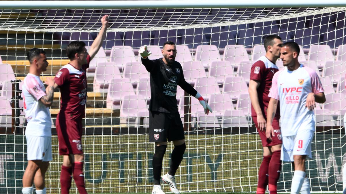 Immagine strip Primo piano n.1