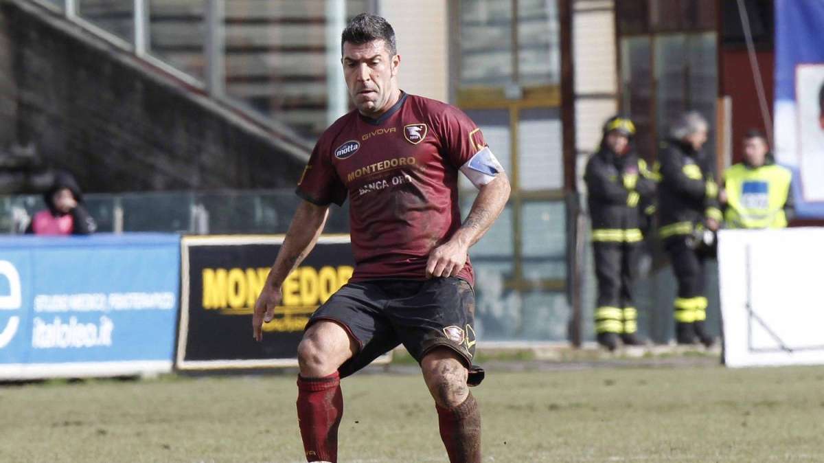 Arezzo, piace Montervino della Salernitana