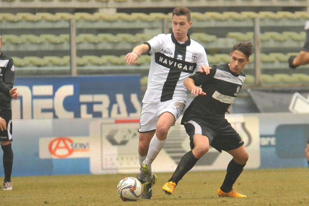 Reggina, sprint per Simonetti del Parma