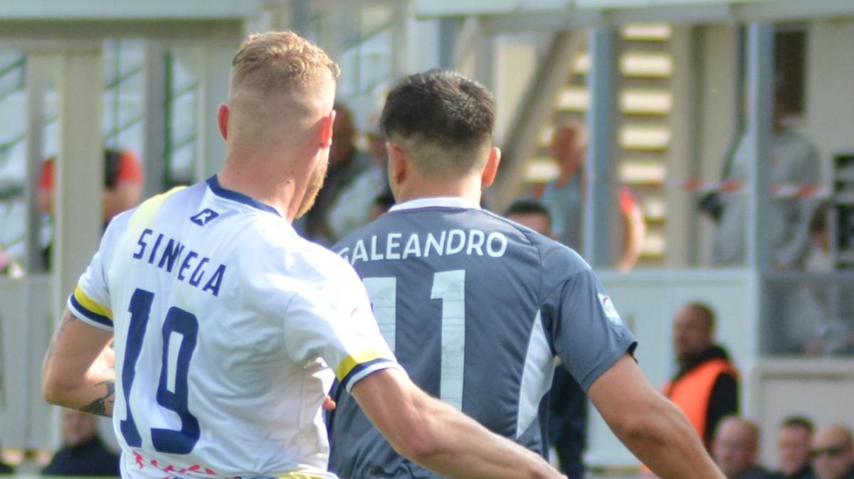 Lecco, l'attaccante Galeandro può salutare: lo valuta la Torres