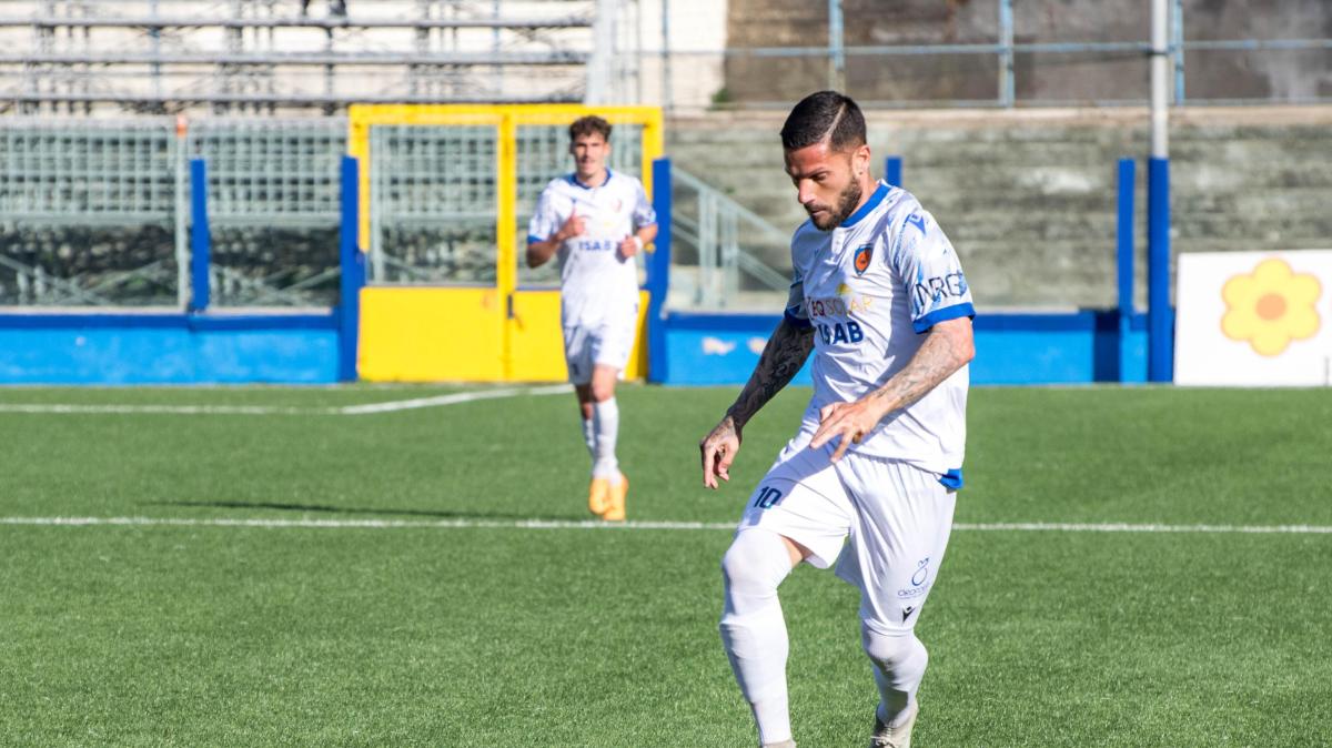 Russotto: "Catania è come Napoli, l'amore per la maglia è viscerale"