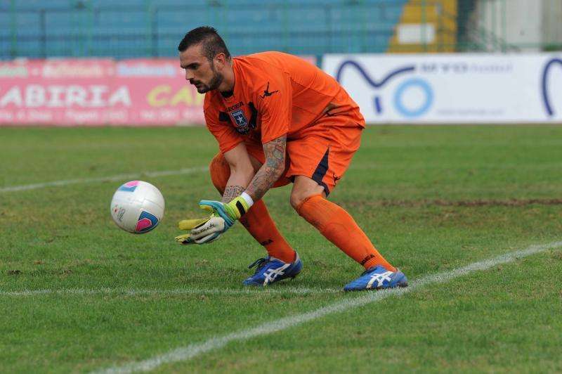 Pavia, un portiere va in Svizzera