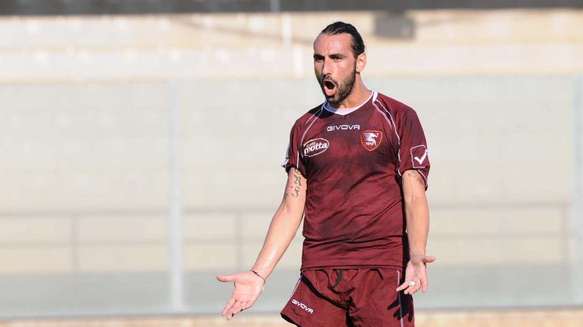 Salernitana, per Guazzo c'è la coda