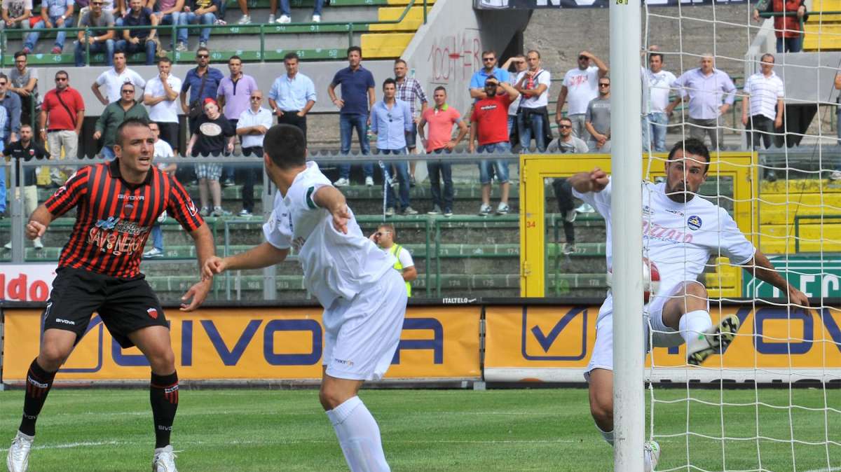 LIVE TLP ATAHOTEL - Viareggio, ha firmato Crescenzi