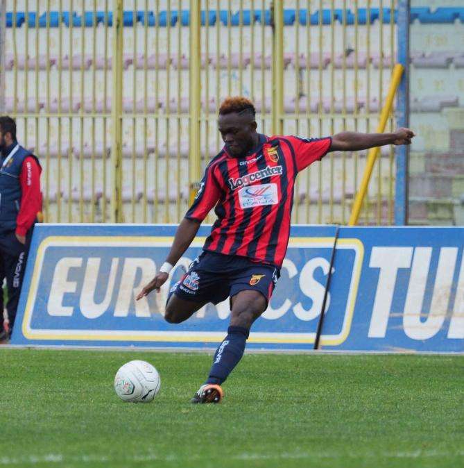 Cosenza, in arrivo un centrocampista dal Benevento