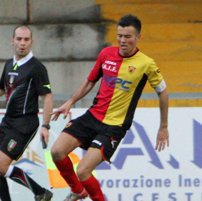 Cosenza in arrivo un centrocampista