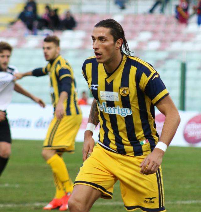 Cremonese, sprint per arrivare ad un difensore