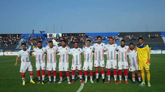 Casertana-Rende, Laaribi dal 1'. Formazioni ufficiali