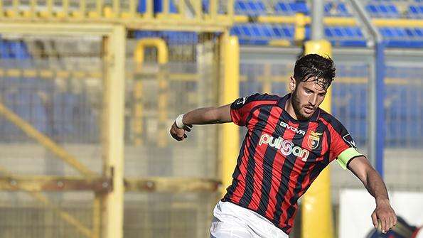 Messina, dal Genoa è in arrivo il centrale ex Casertana Carillo