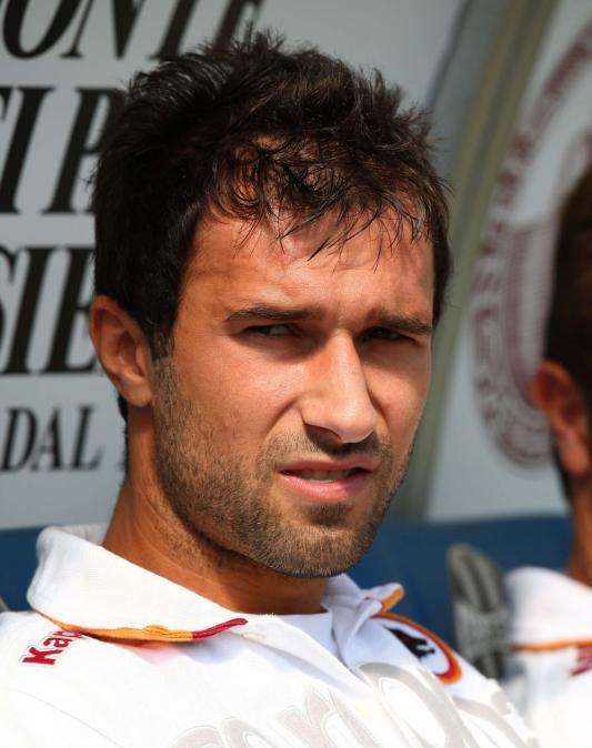 Lecce, Vucinic disponibile a tornare: "Spero possa accadere presto"
