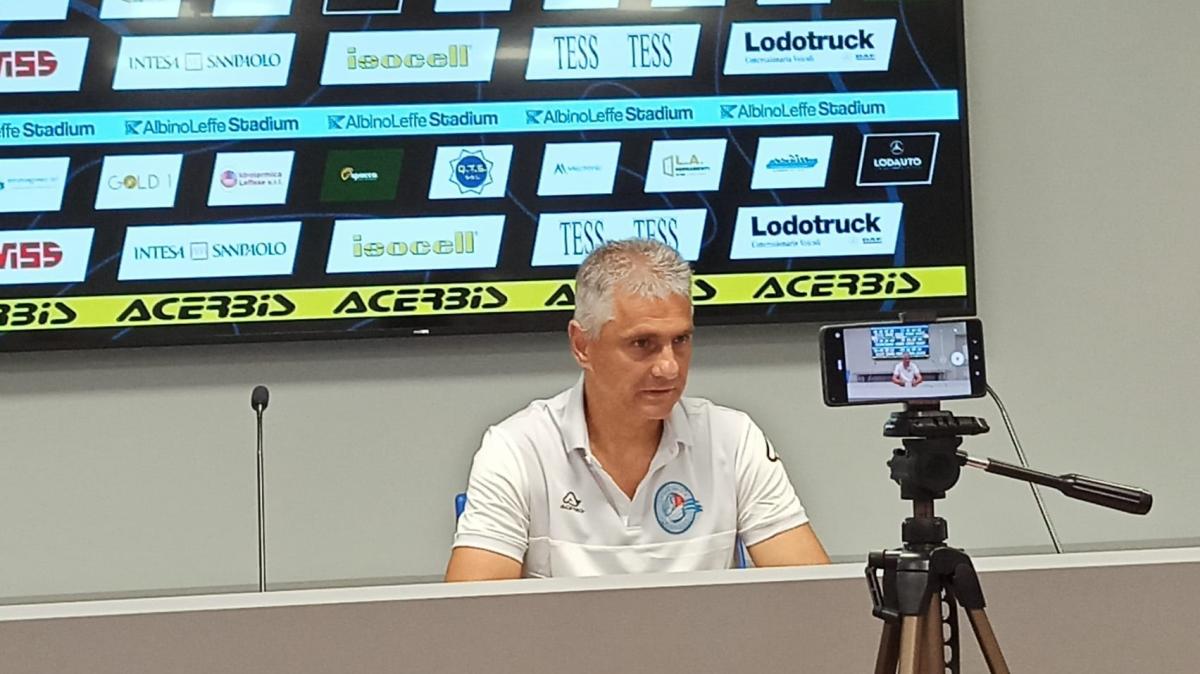 AlbinoLeffe, Lopez: "C'era un rigore netto, ecco cosa ci ha detto l'arbitro"