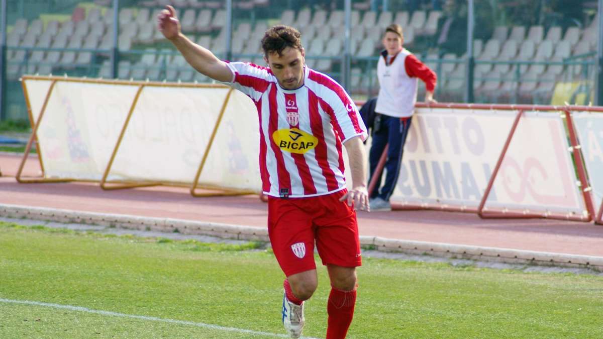 Aversa Normanna, rescindono in due