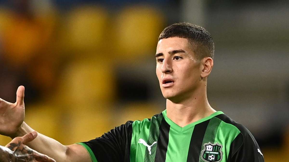 Monopoli, dal Frosinone è in arrivo l'attaccante Giacomo Manzari