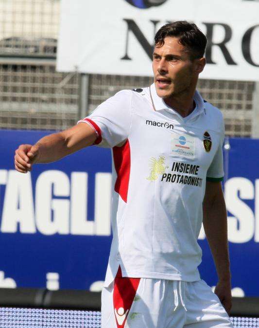 Lumezzane, tre club chiedono un centrocampista