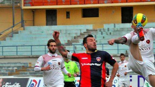 ESCLUSIVA TLP - De Angelis: "Cosenza è una piazza importante. Lotteremo sino alla fine. Mi sento più forte di prima"