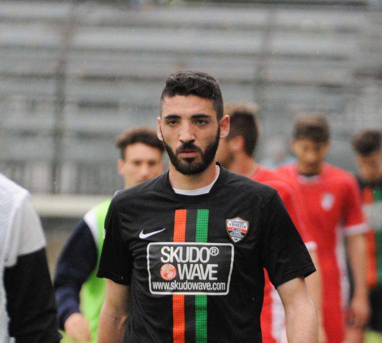 Pro Patria, vicino un difensore ex Venezia