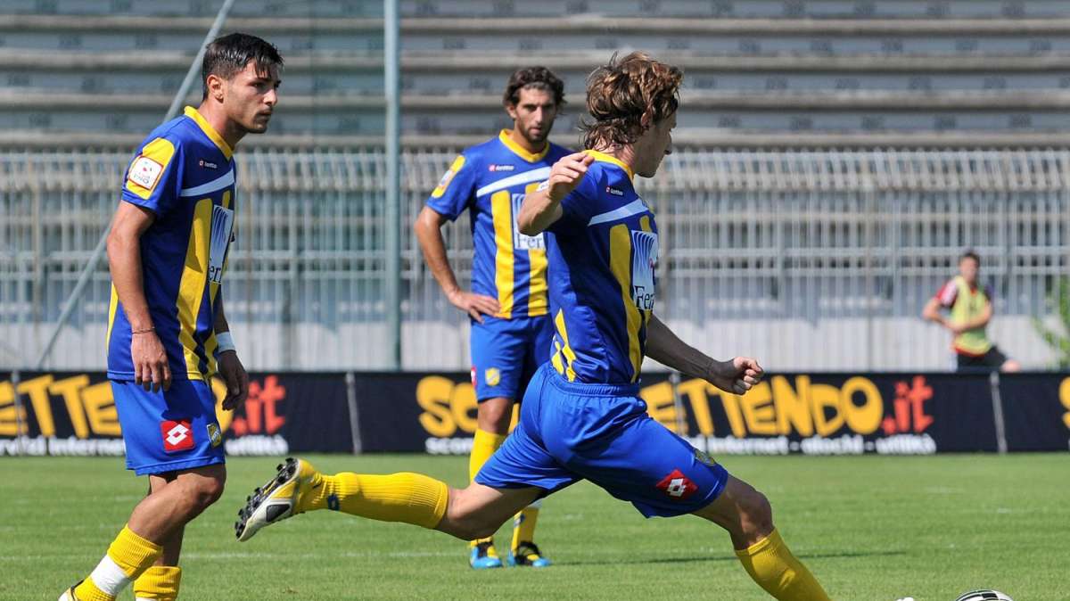 LIVE TLP ATAHOTEL - Gubbio, Caccavallo firma col Parma ma...