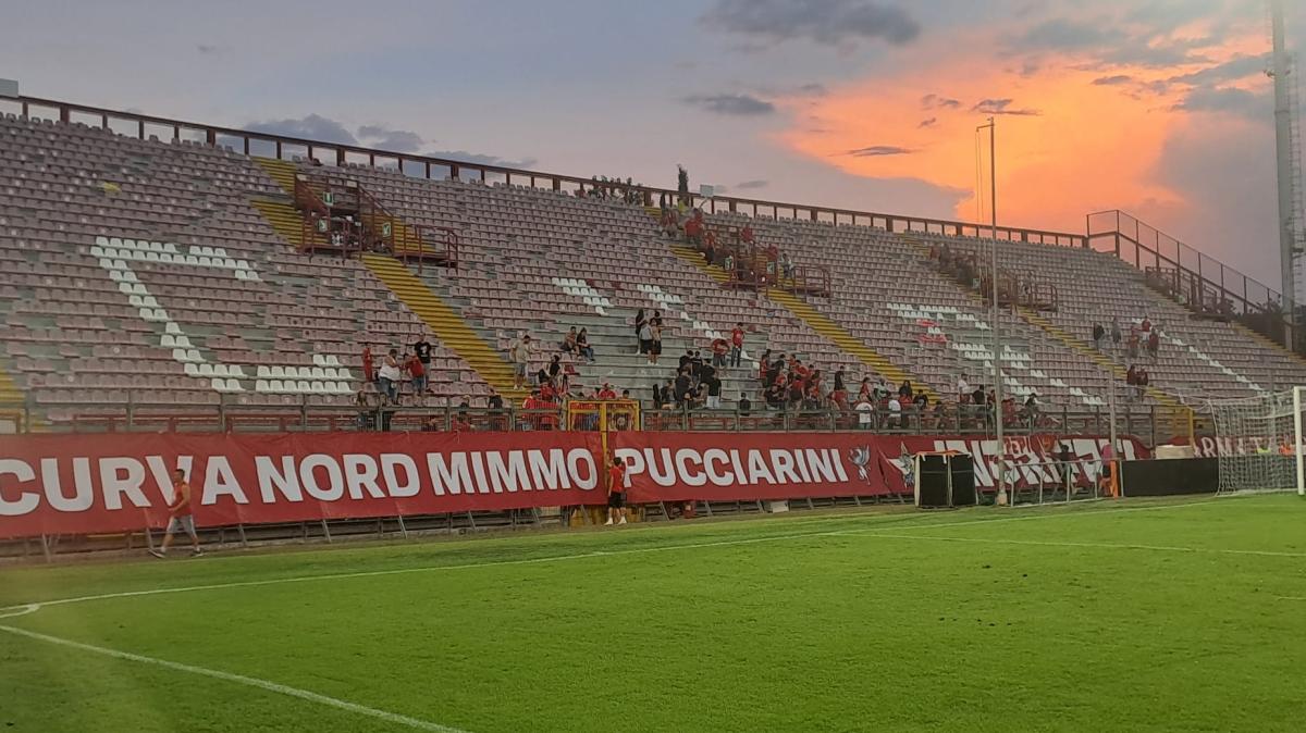 Arezzo-Perugia, divieto di trasferta per i residenti nella provincia umbra
