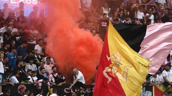 Padova, gli ultras: "Voi tacete, noi parliamo. Dannoso insistere su Mirabelli"