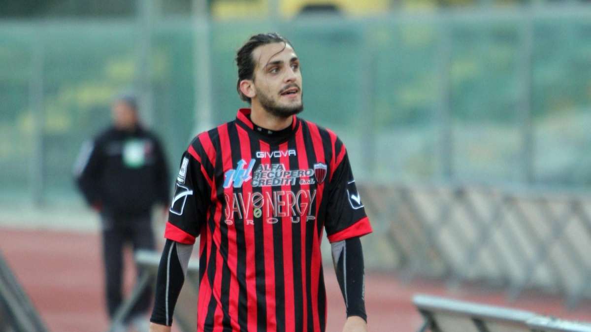 Torres, idea dal Livorno per la mediana