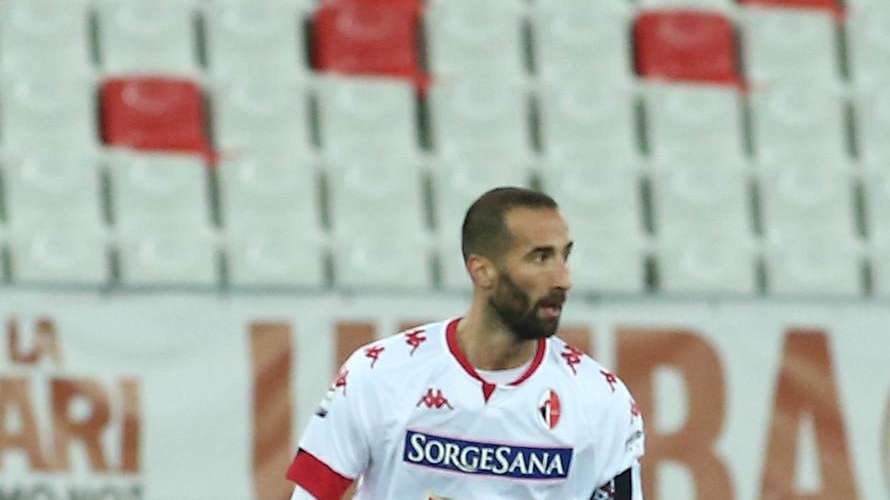 Bari, Di Cesare: "Smettere? Perché dovrei? Sto bene, parlerò col club"