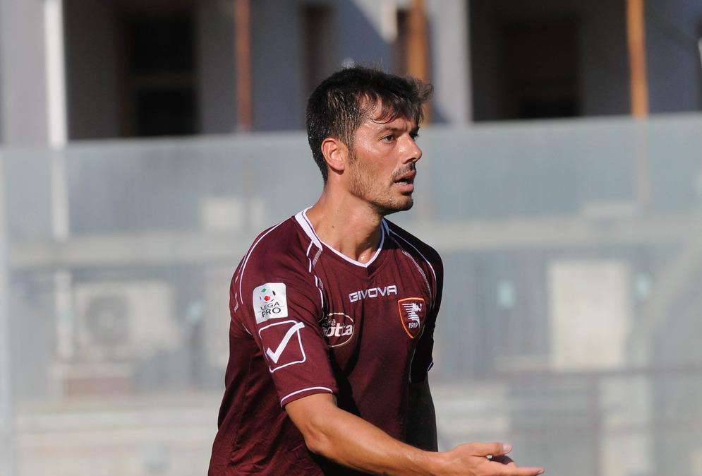 Salernitana, confermato il difensore Rinaldi