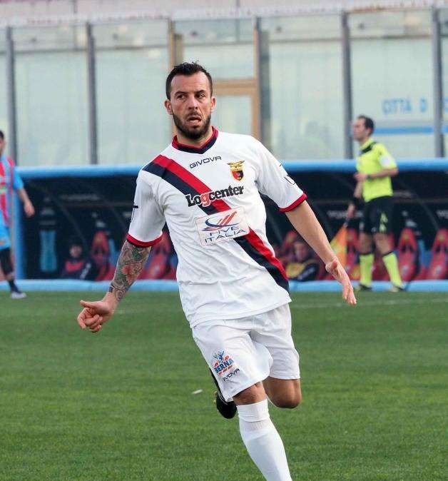La Cavese tessera un bomber ex Serie C