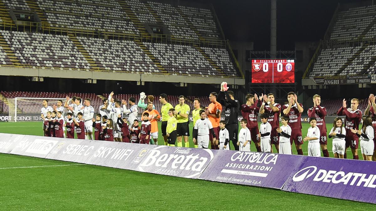 Ferrara: "A Casarano sto bene e voglio continuare. Playoff traguardo ambizioso"