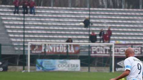 Pontedera, club di Serie A e B si scambiano due tuoi ex difensori