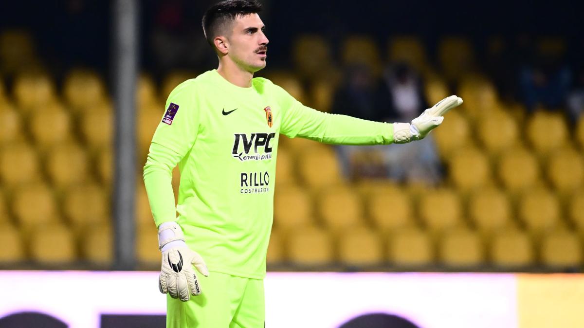 Benevento, stop precauzionale per Vannucchi: le condizioni del portiere