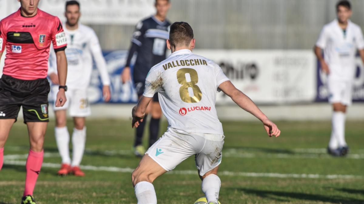 Pescara, colpo dal mercato degli svincolati? Trattativa per Vallocchia