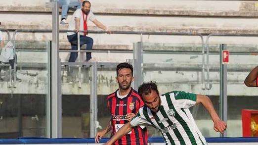 Monopoli, un esterno di centrocampo piace a due club ma...