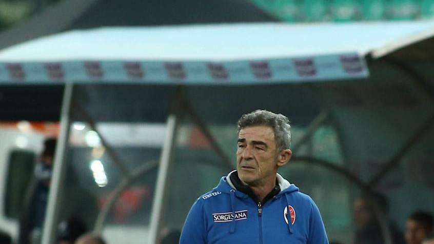 Bari, dopo il flop nei playoff divorzio inevitabile con mister Auteri