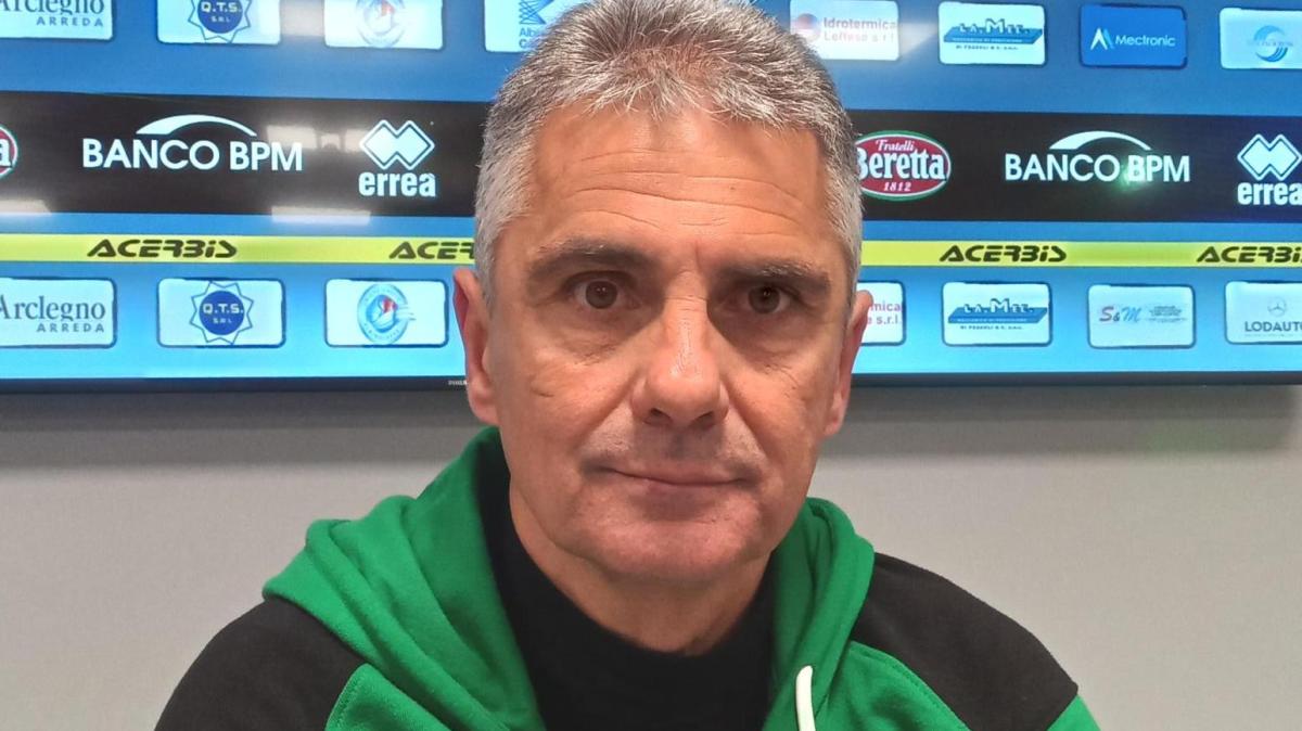 AlbinoLeffe in campo col lutto al braccio. Lopez: "Il nostro pensiero per il pres"