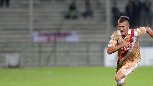 Pisa, no del Lecce per un terzino