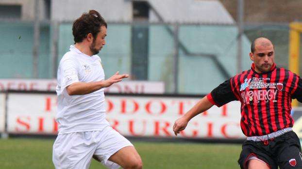 Nocerina, anche il Frosinone su De Liguori
